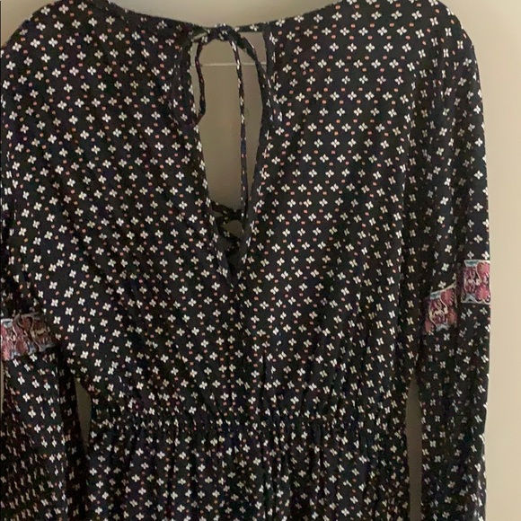 NWT Romper - Picture 3 of 5